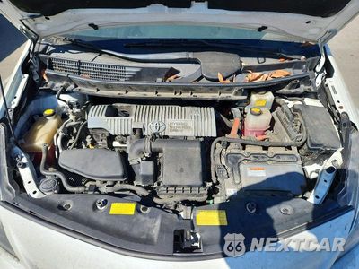 Zdjęcie 11 z 12 samochodu: 2012 TOYOTA PRIUS V TWO VIN:JTDZN3EU7C3128227 - miniatura