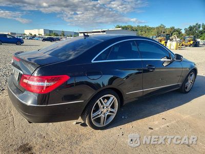 Trzecie zdjęcie samochodu z tyłu: 2011 MERCEDES-BENZ E 350 VIN:WDDKJ5GB8BF116014 - miniatura