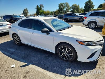 Czwarte zdjęcie samochodu z boku: 2018 TOYOTA CAMRY SE VIN:JTNB11HK5J3073586 - miniatura