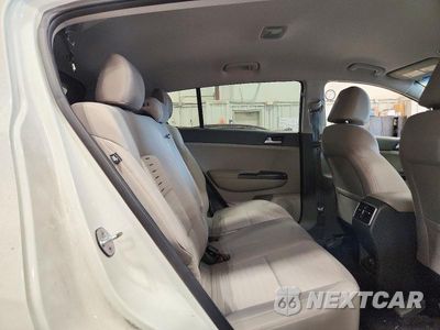Zdjęcie 11 z 13 samochodu: 2018 KIA SPORTAGE LX VIN:KNDPMCACXJ7463429 - miniatura