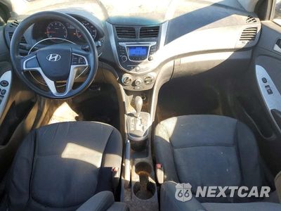 Zdjęcie 8 z 12 samochodu: 2013 HYUNDAI ACCENT VIN:KMHCT5AE2DU118461 - miniatura