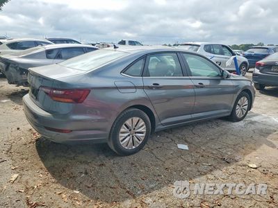Trzecie zdjęcie samochodu z tyłu: 2019 VOLKSWAGEN JETTA S VIN:3VWC57BU8KM193437 - miniatura