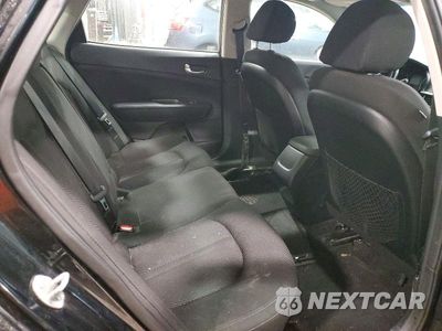 Zdjęcie 10 z 12 samochodu: 2019 KIA OPTIMA LX VIN:5XXGT4L37KG299040 - miniatura