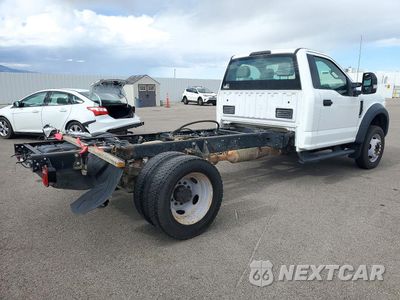 Trzecie zdjęcie samochodu z tyłu: 2017 FORD F550 SUPER DUTY VIN:1FDUF5GT0HEE06660 - miniatura
