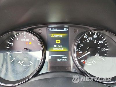 Zdjęcie 9 z 13 samochodu: 2017 NISSAN ROGUE SV VIN:5N1AT2MV9HC858022 - miniatura