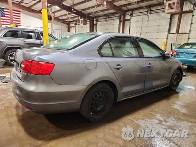 Trzecie zdjęcie samochodu z tyłu: 2011 VOLKSWAGEN JETTA SE VIN:3VWDX7AJ5BM330467 - miniatura
