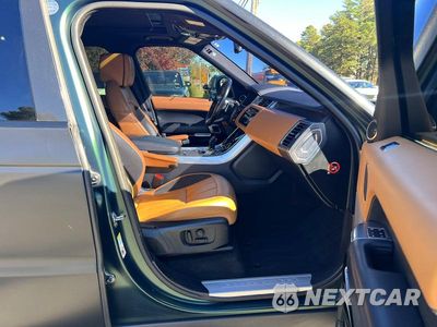 Piąte zdjęcie samochodu w środku: 2019 LAND ROVER RANGE ROVER SPORT SUPERCHARGED DYNAMIC VIN:SALWR2RE1KA829904 - miniatura