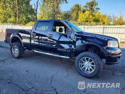 Czwarte zdjęcie samochodu z boku: 2007 LINCOLN MARK LT VIN:5LTPW18577FJ05139 - miniatura