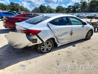 Trzecie zdjęcie samochodu z tyłu: 2018 HYUNDAI ELANTRA SEL VIN:5NPD84LF1JH253849 - miniatura