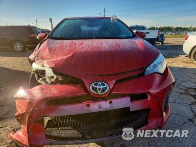 Piąte zdjęcie samochodu w środku: 2017 TOYOTA COROLLA SE VIN:5YFBURHE6HP601755 - miniatura