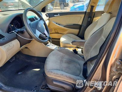 Zdjęcie 7 z 12 samochodu: 2014 HYUNDAI ACCENT GLS VIN:KMHCT4AE8EU692817 - miniatura