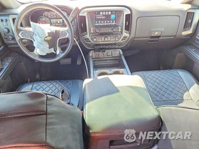 Zdjęcie 8 z 12 samochodu: 2017 CHEVROLET SILVERADO K1500 LT VIN:3GCUKREC8HG255361 - miniatura