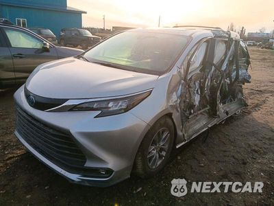 2025 TOYOTA SIENNA XLE 7-PASSENGER 5TDJSKFCXSS166487 - główne zdjęcie licytacji z USA - miniatura