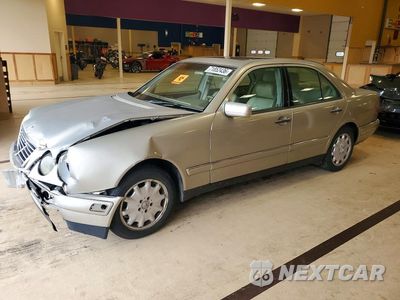 1999 MERCEDES-BENZ E 300TD WDBJF25H5XA843627 - główne zdjęcie licytacji z USA - miniatura
