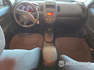 Zdjęcie 8 z 13 samochodu: 2013 KIA SOUL BASE VIN:KNDJT2A59D7773418 - miniatura