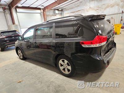 Drugie zdjęcie samochodu z przodu: 2011 TOYOTA SIENNA LE VIN:5TDKK3DC6BS146590 - miniatura