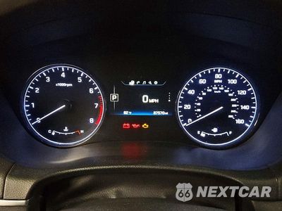 Zdjęcie 9 z 12 samochodu: 2016 HYUNDAI GENESIS 3.8L VIN:KMHGN4JE8GU111301 - miniatura