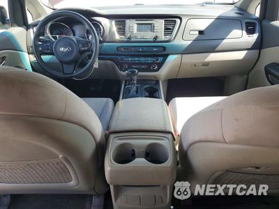 Zdjęcie 8 z 13 samochodu: 2017 KIA SEDONA LX VIN:KNDMB5C1XH6219747 - miniatura