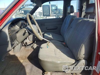 Zdjęcie 7 z 12 samochodu: 1991 TOYOTA PICKUP DELUXE VIN:JT4VN13DXM5050649 - miniatura