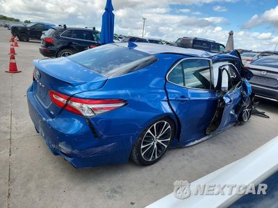 Trzecie zdjęcie samochodu z tyłu: 2019 TOYOTA CAMRY SE VIN:4T1B11HK4KU229306 - miniatura