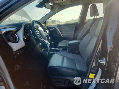 Zdjęcie 7 z 13 samochodu: 2018 TOYOTA RAV4 HV LIMITED VIN:JTMDJREVXJD193775 - miniatura
