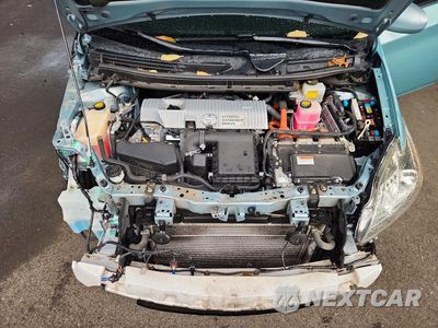 Zdjęcie 11 z 12 samochodu: 2013 TOYOTA PRIUS TWO VIN:JTDKN3DU1D5689841 - miniatura