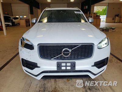 Piąte zdjęcie samochodu w środku: 2019 VOLVO XC90 T5 R-DESIGN VIN:YV4102PM9K1501293 - miniatura