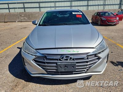 Piąte zdjęcie samochodu w środku: 2019 HYUNDAI ELANTRA SEL VIN:5NPD84LF1KH408871 - miniatura