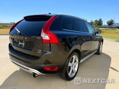 Czwarte zdjęcie samochodu z boku: 2011 VOLVO XC60 T6 VIN:YV4902DZ0B2182704 - miniatura