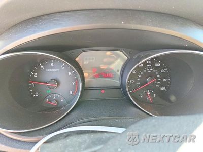 Zdjęcie 9 z 13 samochodu: 2016 KIA SEDONA VIN:KNDMB5C1XG6142845 - miniatura