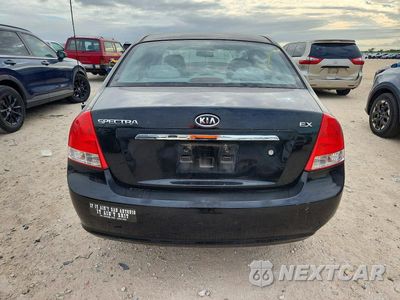 Zdjęcie 6 z 12 samochodu: 2009 KIA SPECTRA LX VIN:KNAFE221295647316 - miniatura