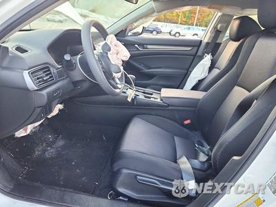 Zdjęcie 7 z 12 samochodu: 2019 HONDA ACCORD LX VIN:1HGCV1F14KA173068 - miniatura