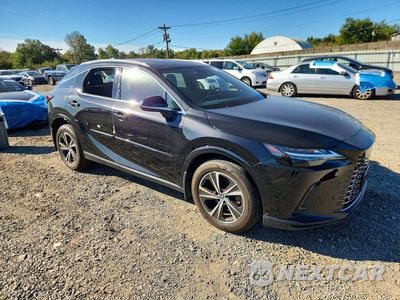 Czwarte zdjęcie samochodu z boku: 2024 LEXUS RX 350 PREMIUM VIN:2T2BAMCA5RC040980 - miniatura