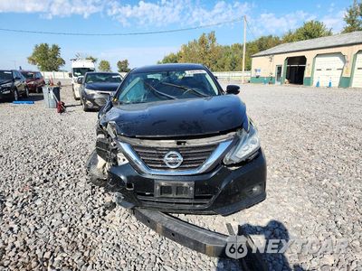 Piąte zdjęcie samochodu w środku: 2016 NISSAN ALTIMA 2.5 SV VIN:1N4AL3AP2GC245163 - miniatura