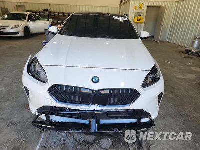 Piąte zdjęcie samochodu w środku: 2025 BMW 228XI VIN:WBA23GG00S7S70867 - miniatura