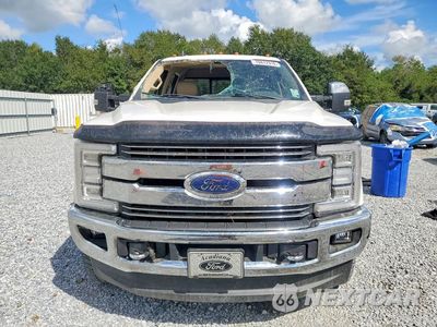 Piąte zdjęcie samochodu w środku: 2019 FORD F250 SUPER DUTY VIN:1FT7W2BT3KEG00775 - miniatura