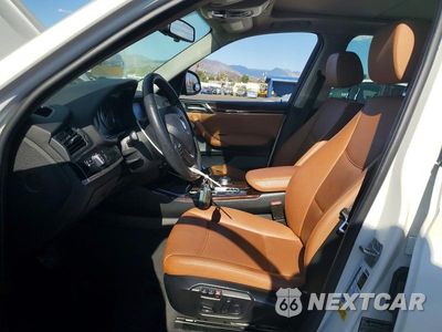 Zdjęcie 7 z 13 samochodu: 2017 BMW X3 SDRIVE28I VIN:5UXWZ7C51H0T44267 - miniatura
