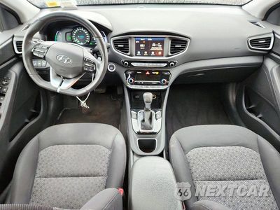 Zdjęcie 8 z 12 samochodu: 2018 HYUNDAI IONIQ SEL VIN:KMHC75LC1JU060421 - miniatura
