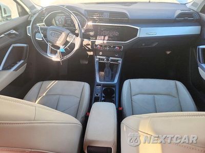 Zdjęcie 8 z 13 samochodu: 2020 AUDI Q3 PREMIUM VIN:WA1AECF34L1116836 - miniatura