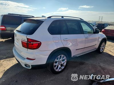 Trzecie zdjęcie samochodu z tyłu: 2013 BMW X5 XDRIVE35I VIN:5UXZV4C56D0B04006 - miniatura
