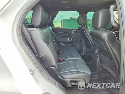 Zdjęcie 10 z 12 samochodu: 2018 LAND ROVER DISCOVERY SE VIN:SALRG2RK8JA050877 - miniatura