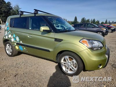 Czwarte zdjęcie samochodu z boku: 2010 KIA SOUL + VIN:KNDJT2A26A7106498 - miniatura