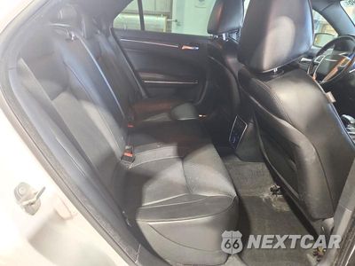 Zdjęcie 10 z 12 samochodu: 2014 CHRYSLER 300C VIN:2C3CCAEG1EH323772 - miniatura