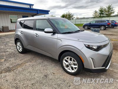 Czwarte zdjęcie samochodu z boku: 2024 KIA SOUL LX VIN:KNDJ23AU2R7241936 - miniatura