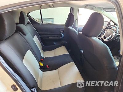 Zdjęcie 10 z 12 samochodu: 2016 TOYOTA PRIUS C TWO VIN:JTDKDTB35G1131290 - miniatura