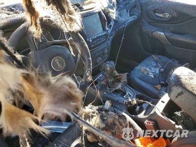 Zdjęcie 8 z 13 samochodu: 2020 JEEP CHEROKEE LIMITED VIN:1C4PJMDN4LD576924 - miniatura