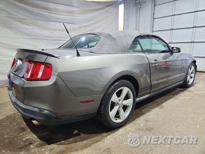 Trzecie zdjęcie samochodu z tyłu: 2010 FORD MUSTANG VIN:1ZVBP8EN8A5115051 - miniatura