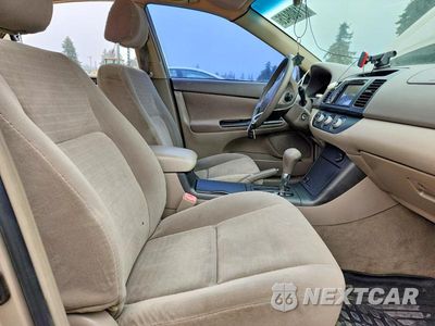 Zdjęcie 7 z 12 samochodu: 2005 TOYOTA CAMRY LE VIN:4T1BE32K25U974200 - miniatura
