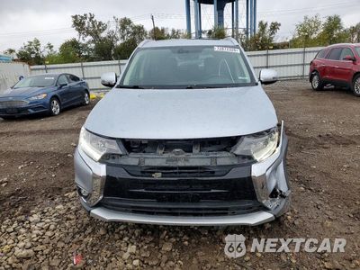 Piąte zdjęcie samochodu w środku: 2017 MITSUBISHI OUTLANDER GT VIN:JA4JZ4AX4HZ010495 - miniatura