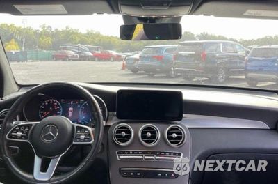 Zdjęcie 9 z 13 samochodu: 2021 MERCEDES-BENZ GLC 300 4MATIC VIN:W1N0G8EBXMV287532 - miniatura